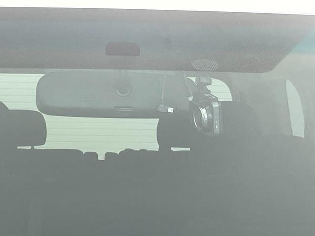 ヴェルファイア ２．４Ｚ　フリップダウンモニター　純正７インチナビ　バックカメラ　両側パワースライドドア　ＨＩＤオートライト　純正１８インチアルミホイール　ステアリングリモコン　ドライブレコーダー　ＥＴＣ　スマートキー　禁煙車（52枚目）