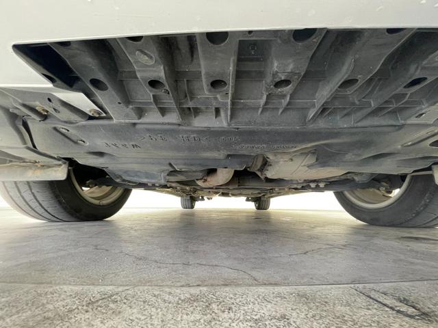 ヴェルファイア ２．４Ｚ　フリップダウンモニター　純正７インチナビ　バックカメラ　両側パワースライドドア　ＨＩＤオートライト　純正１８インチアルミホイール　ステアリングリモコン　ドライブレコーダー　ＥＴＣ　スマートキー　禁煙車（74枚目）