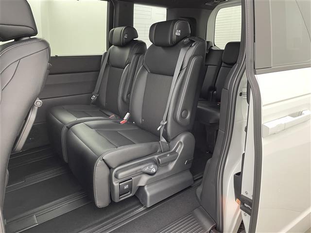 ステップワゴン e:HEVスパーダ 登録済未使用車 純正11インチナビ バックカメラ 両側パワースライドドア アダプティブクルーズコントロール シートヒーター 純正16インチAW ステアリングリモコン コーナーセンサー プッシュスタート(22枚目)