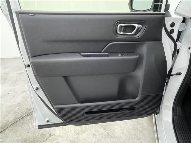 ステップワゴン e:HEVスパーダ 登録済未使用車 純正11インチナビ バックカメラ 両側パワースライドドア アダプティブクルーズコントロール シートヒーター 純正16インチAW ステアリングリモコン コーナーセンサー プッシュスタート(38枚目)