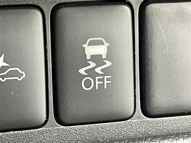 デイズルークス ハイウェイスター X 純正7インチナビ アラウンドビューモニター 片側パワースライドドア HIDライト ベンチシート 純正14インチアルミホイール ドライブレコーダー アイドリングストップ スマートキー フロアマット 禁煙(9枚目)