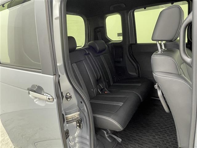 N-BOXカスタム ターボコーディネートスタイル 純正9インチナビ バックカメラ 両側パワースライドドア アダプティブクルーズコントロール LED AHB シートヒーター 純正15インチAW ステアリングリモコン スマートキー ETC2.0 禁煙車(18枚目)