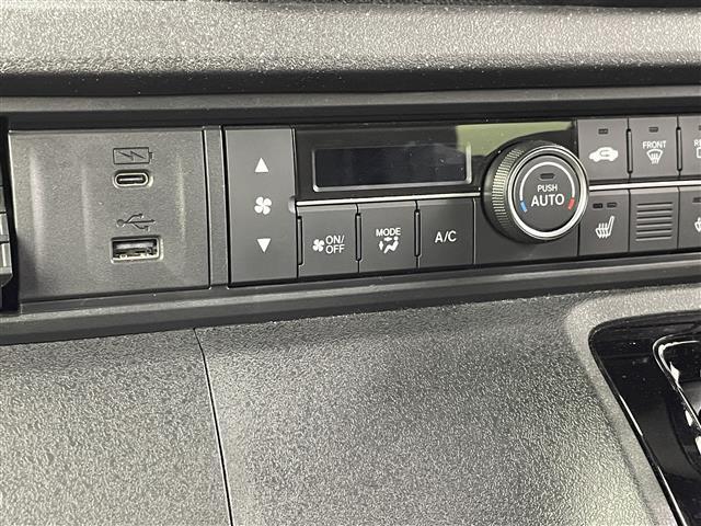 N-BOXカスタム ターボコーディネートスタイル 純正9インチナビ バックカメラ 両側パワースライドドア アダプティブクルーズコントロール LED AHB シートヒーター 純正15インチAW ステアリングリモコン スマートキー ETC2.0 禁煙車(34枚目)