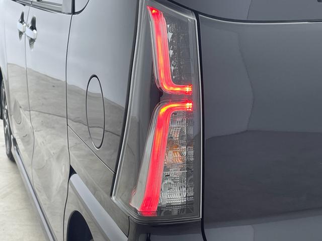 タント カスタムＸ　純正ディスプレイオーディオ　バックカメラ　衝突軽減ブレーキ　アイドリングストップ　電動格納ミラー　スマートキー　両側パワースライドドア　クリアランスソナー　ＬＥＤオートライト　シートヒーター（65枚目）