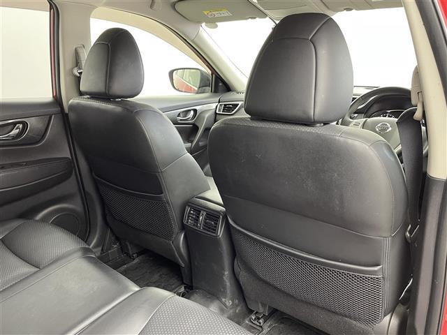 エクストレイル 20Xtt エマージェンシーブレーキパッケージ 純正7インチナビ アラウンドビューモニター クルーズコントロール HIDオートライト シートヒーター 純正18インチアルミホイール ステアリングリモコン ダウンヒルアシスト スマートキー ETC 禁煙(19枚目)