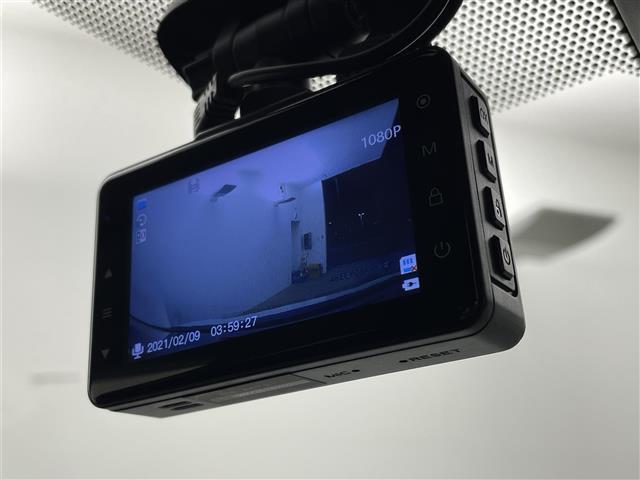 アクア Sスタイルブラック 衝突軽減 社外7インチナビ バックカメラ LEDライト オートマチックハイビーム 純正15インチアルミホイール クリアランスソナー ドライブレコーダー ETC スマートキー プッシュスタート 禁煙車(11枚目)