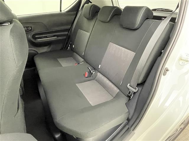 アクア Sスタイルブラック 衝突軽減 社外7インチナビ バックカメラ LEDライト オートマチックハイビーム 純正15インチアルミホイール クリアランスソナー ドライブレコーダー ETC スマートキー プッシュスタート 禁煙車(22枚目)