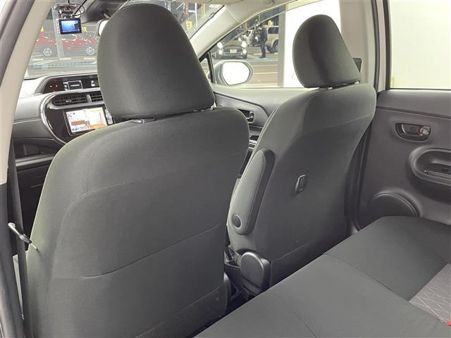 アクア Sスタイルブラック 衝突軽減 社外7インチナビ バックカメラ LEDライト オートマチックハイビーム 純正15インチアルミホイール クリアランスソナー ドライブレコーダー ETC スマートキー プッシュスタート 禁煙車(23枚目)