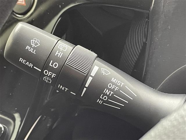 アクア Sスタイルブラック 衝突軽減 社外7インチナビ バックカメラ LEDライト オートマチックハイビーム 純正15インチアルミホイール クリアランスソナー ドライブレコーダー ETC スマートキー プッシュスタート 禁煙車(30枚目)