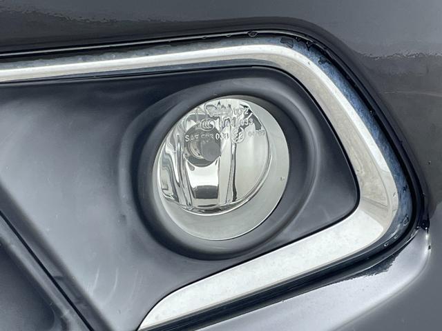 ソリオバンディット ハイブリッドＭＶ　純正７インチナビ　全方位モニター　クルーズコントロール　片側パワースライドドア　ＬＥＤライト　純正１５インチアルミホイール　スマートキー　プッシュスタート　純正フロアマット　オートエアコン　禁煙車（56枚目）