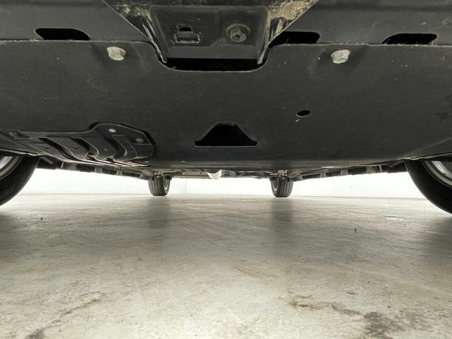 ソリオバンディット ハイブリッドＭＶ　純正７インチナビ　全方位モニター　クルーズコントロール　片側パワースライドドア　ＬＥＤライト　純正１５インチアルミホイール　スマートキー　プッシュスタート　純正フロアマット　オートエアコン　禁煙車（64枚目）