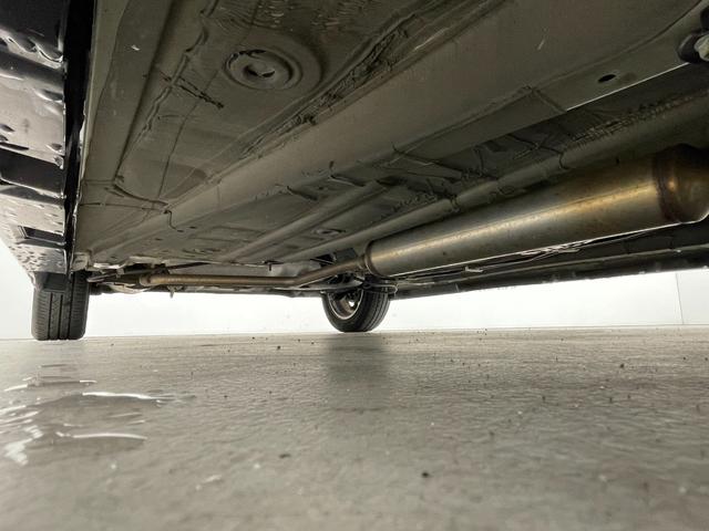 ソリオバンディット ハイブリッドＭＶ　純正７インチナビ　全方位モニター　クルーズコントロール　片側パワースライドドア　ＬＥＤライト　純正１５インチアルミホイール　スマートキー　プッシュスタート　純正フロアマット　オートエアコン　禁煙車（65枚目）