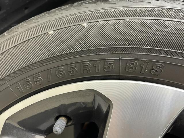 ソリオバンディット ハイブリッドＭＶ　純正７インチナビ　全方位モニター　クルーズコントロール　片側パワースライドドア　ＬＥＤライト　純正１５インチアルミホイール　スマートキー　プッシュスタート　純正フロアマット　オートエアコン　禁煙車（74枚目）