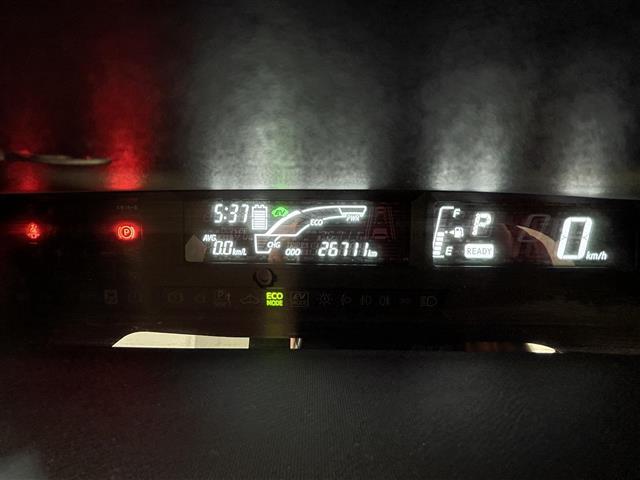 アクア S セーフティセンス 純正オーディオ HIDオ-トライト オートマチックハイビーム 車線逸脱防止警報 横滑防止装置 盗難防止装置 スマートキー オートエアコン 純正フロアマット アイドリングストップ 禁煙(29枚目)