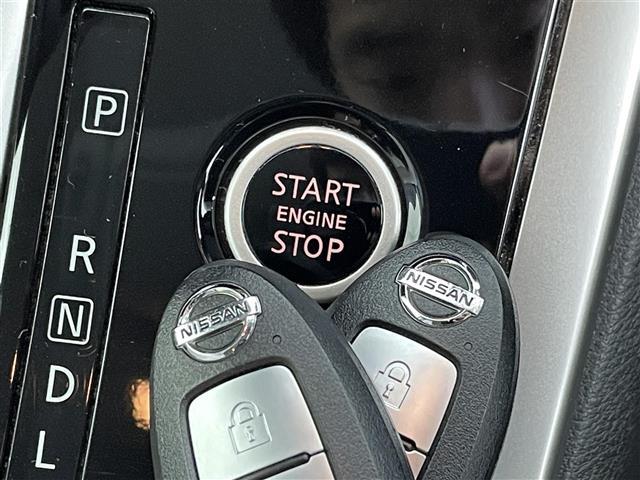 セレナ ハイウェイスターG 禁煙車 7インチ純正ナビ アラウンドビューモニター パーキングアシスト ドライブレコーダー ビルトインETC LEDライト 純正アルミホイール クルコン 両側パワースライドドア プッシュスタート(20枚目)