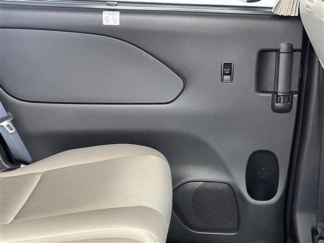 セレナ ハイウェイスターG 禁煙車 7インチ純正ナビ アラウンドビューモニター パーキングアシスト ドライブレコーダー ビルトインETC LEDライト 純正アルミホイール クルコン 両側パワースライドドア プッシュスタート(41枚目)