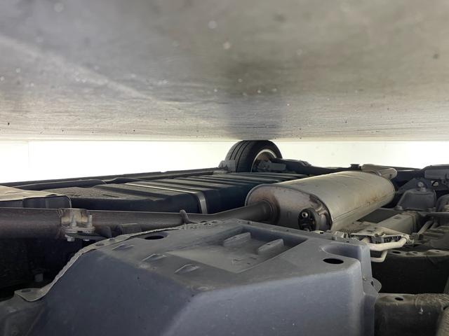 ヴェルファイア 2.5Z Aエディション フリップダウンモニター 純正9インチナビ 両側パワースライドドア LED オットマン 純正18インチアルミホイール ステアリングリモコン ETC2.0 スマートキー プッシュスタート 禁煙車(74枚目)