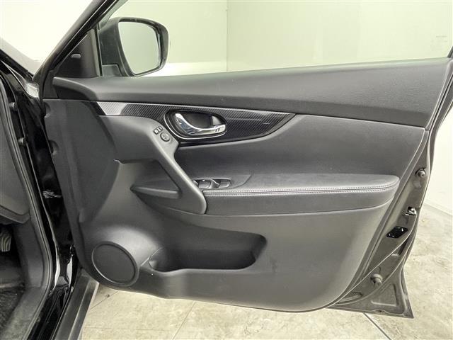 エクストレイル 20Xi 衝突軽減 社外7インチナビ アラウンドビューモニター レーダークルーズコントロール パワーバックドア LEDライト 純正18インチアルミホイール ステアリングリモコン スマートキー ETC 禁煙車(33枚目)