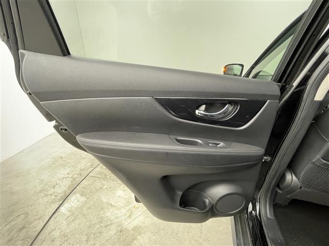 エクストレイル 20Xi 衝突軽減 社外7インチナビ アラウンドビューモニター レーダークルーズコントロール パワーバックドア LEDライト 純正18インチアルミホイール ステアリングリモコン スマートキー ETC 禁煙車(34枚目)