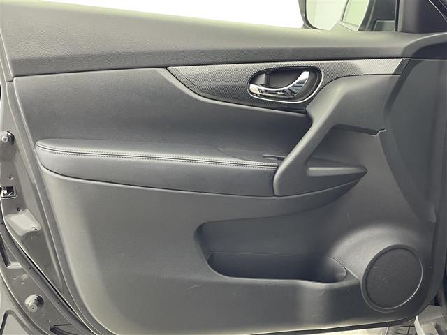 エクストレイル 20X エマージェンシーブレーキパッケージ 禁煙車 純正8型ナビ 後席モニター Bカメラ エマブレ ダウンヒルコントロール LEDヘッドライト オートライト シートヒーター デュアルオートエアコン コーナーセンサー ビルトインETC 純正アルミ(37枚目)