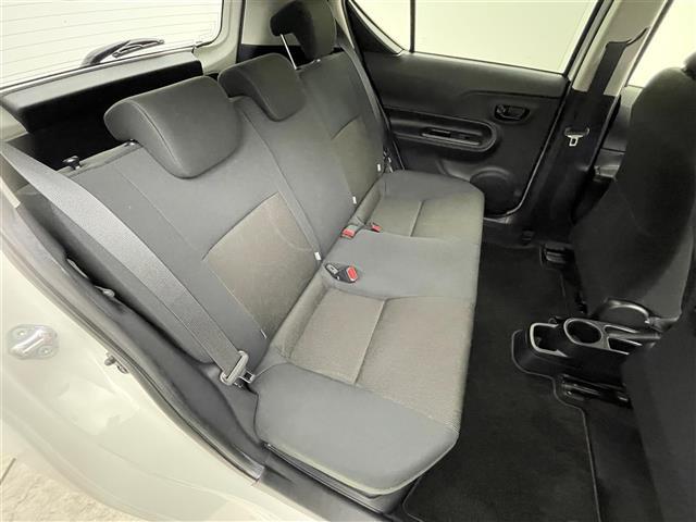 アクア Sスタイルブラック 純正7インチSDナビ 純正ドライブレコーダー クルーズコントロール ステアリングリモコン フルセグTV バックカメラ フォグライト オートライト プッシュスタート スマートキー 電動格納ミラー 禁煙車(27枚目)