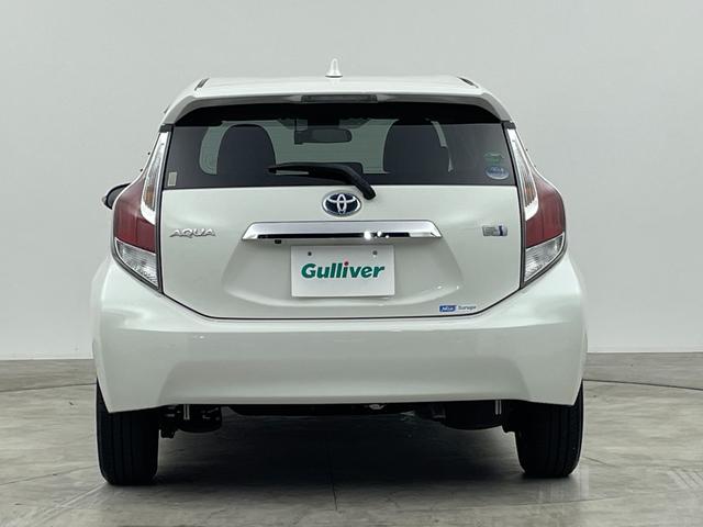 アクア Sスタイルブラック 純正7インチSDナビ 純正ドライブレコーダー クルーズコントロール ステアリングリモコン フルセグTV バックカメラ フォグライト オートライト プッシュスタート スマートキー 電動格納ミラー 禁煙車(48枚目)