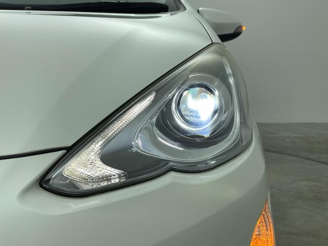 アクア Sスタイルブラック 純正7インチSDナビ 純正ドライブレコーダー クルーズコントロール ステアリングリモコン フルセグTV バックカメラ フォグライト オートライト プッシュスタート スマートキー 電動格納ミラー 禁煙車(55枚目)