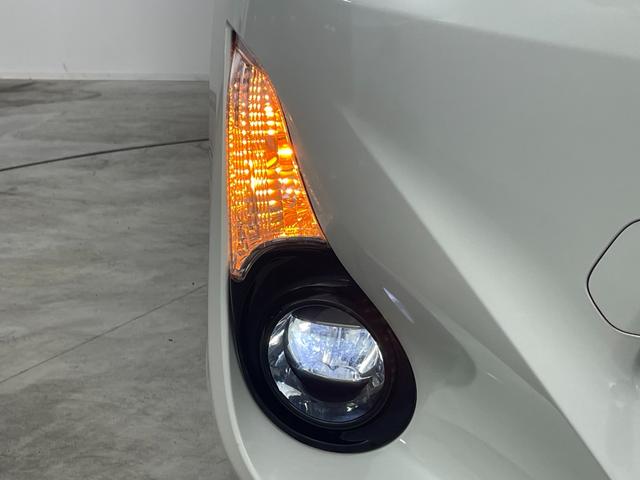 アクア Sスタイルブラック 純正7インチSDナビ 純正ドライブレコーダー クルーズコントロール ステアリングリモコン フルセグTV バックカメラ フォグライト オートライト プッシュスタート スマートキー 電動格納ミラー 禁煙車(56枚目)