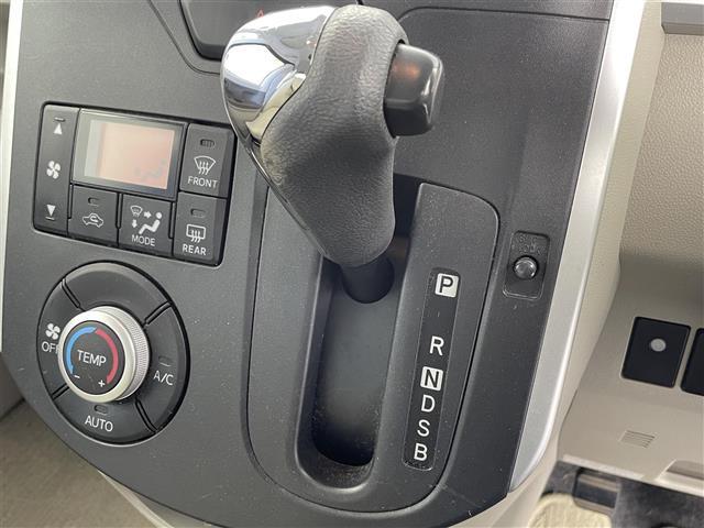 タント Xターボ 純正7インチナビ バックカメラ 片側パワースライドドア オートライト ヘッドライトレベライザー ベンチシート ステアリングリモコン 純正フロアマット スマートキー 盗難防止装置 ABS 禁煙車(34枚目)