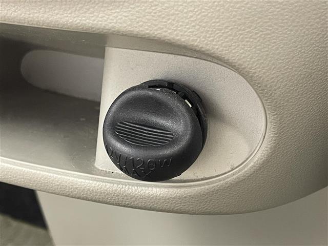 タント Xターボ 純正7インチナビ バックカメラ 片側パワースライドドア オートライト ヘッドライトレベライザー ベンチシート ステアリングリモコン 純正フロアマット スマートキー 盗難防止装置 ABS 禁煙車(35枚目)