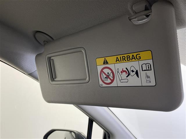 シエンタ G クエロ 禁煙車 純正7インチナビ ビルトインETC アイドリングストップ オートハイビーム オートライト LEDライト 両側パワースライドドア 純正フロアマット バックカメラ プッシュスタート 電格ミラー(21枚目)