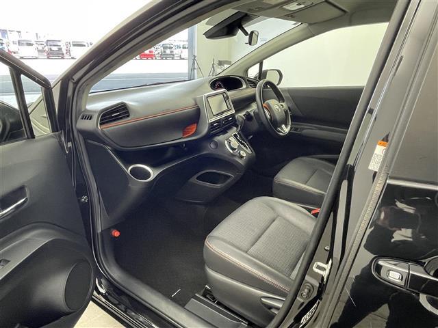 シエンタ G クエロ 禁煙車 純正7インチナビ ビルトインETC アイドリングストップ オートハイビーム オートライト LEDライト 両側パワースライドドア 純正フロアマット バックカメラ プッシュスタート 電格ミラー(28枚目)