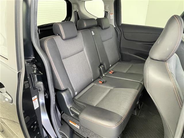 シエンタ G クエロ 禁煙車 純正7インチナビ ビルトインETC アイドリングストップ オートハイビーム オートライト LEDライト 両側パワースライドドア 純正フロアマット バックカメラ プッシュスタート 電格ミラー(33枚目)