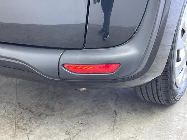 シエンタ G クエロ 禁煙車 純正7インチナビ ビルトインETC アイドリングストップ オートハイビーム オートライト LEDライト 両側パワースライドドア 純正フロアマット バックカメラ プッシュスタート 電格ミラー(47枚目)