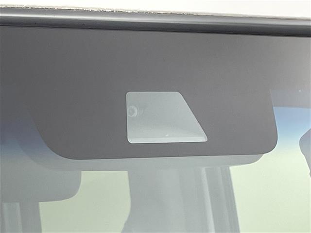 Ｎ－ＢＯＸカスタム Ｇ・Ｌターボホンダセンシング　純正８型ナビ　Ｂカメラ　Ｈセンシング　衝突軽減　レーダークルーズ　ＡＨＢ　ＬＥＤヘッド　ＬＥＤフォグ　パドルシフト　両側パワスラ　ビルトインＥＴＣ　前ドラレコ　プッシュスタート　純正アルミ　禁煙車（23枚目）