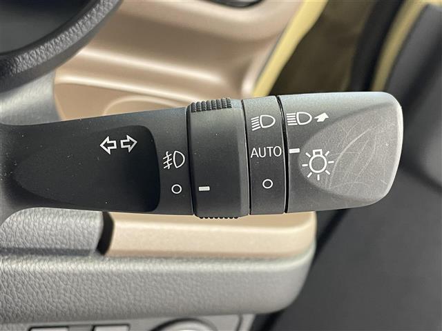 ムーヴキャンバス セオリーＧターボ　社外７インチナビ　バックカメラ　両側パワースライドドア　ＬＥＤライト　オートハイビーム　シートヒーター　ステアリングリモコン　電子パーキング　オートブレーキホールド　スマートキー　ＥＴＣ　禁煙車（12枚目）