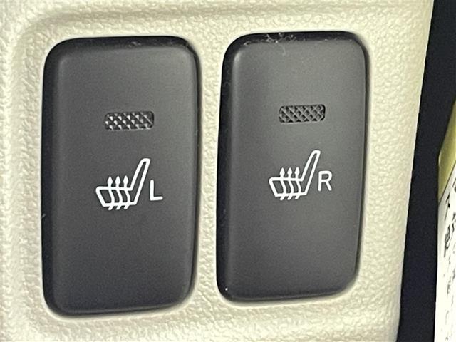 キャスト スタイルＧ　ターボ　ＶＳ　ＳＡＩＩＩ　純正８インチナビ　アラウンドビューモニター　シートヒーター　ＥＴＣ２．０　純正ドラレコ　アイドリングストップ　オートハイビーム　オートライト　純正アルミホイール　ＨＤＭＩ入力　純正フロアマット　禁煙車（7枚目）