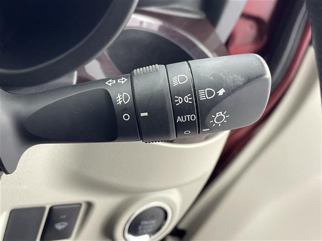 キャスト スタイルＧ　ターボ　ＶＳ　ＳＡＩＩＩ　純正８インチナビ　アラウンドビューモニター　シートヒーター　ＥＴＣ２．０　純正ドラレコ　アイドリングストップ　オートハイビーム　オートライト　純正アルミホイール　ＨＤＭＩ入力　純正フロアマット　禁煙車（19枚目）