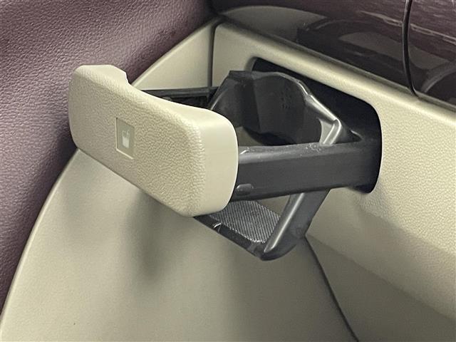 キャスト スタイルＧ　ターボ　ＶＳ　ＳＡＩＩＩ　純正８インチナビ　アラウンドビューモニター　シートヒーター　ＥＴＣ２．０　純正ドラレコ　アイドリングストップ　オートハイビーム　オートライト　純正アルミホイール　ＨＤＭＩ入力　純正フロアマット　禁煙車（22枚目）