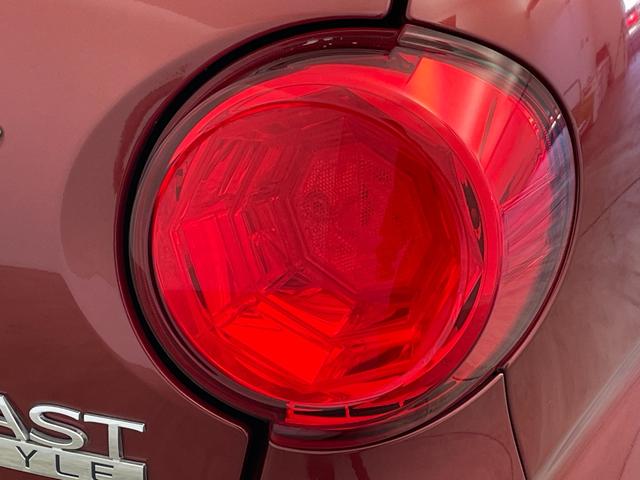 キャスト スタイルＧ　ターボ　ＶＳ　ＳＡＩＩＩ　純正８インチナビ　アラウンドビューモニター　シートヒーター　ＥＴＣ２．０　純正ドラレコ　アイドリングストップ　オートハイビーム　オートライト　純正アルミホイール　ＨＤＭＩ入力　純正フロアマット　禁煙車（59枚目）