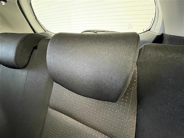 フィットハイブリッド Ｆパッケージ　純正ナビ　バックカメラ　ＥＴＣ　前後ドラレコ　フルセグＴＶ　ＨＩＤヘッドライト　ライトリベライザー　ＵＳＢ入力端子　プッシュスタートボタン　スマートキー　ステアリングスイッチ　横滑り防止装置　禁煙車（38枚目）