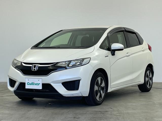 フィットハイブリッド Ｆパッケージ　純正ナビ　バックカメラ　ＥＴＣ　前後ドラレコ　フルセグＴＶ　ＨＩＤヘッドライト　ライトリベライザー　ＵＳＢ入力端子　プッシュスタートボタン　スマートキー　ステアリングスイッチ　横滑り防止装置　禁煙車（49枚目）