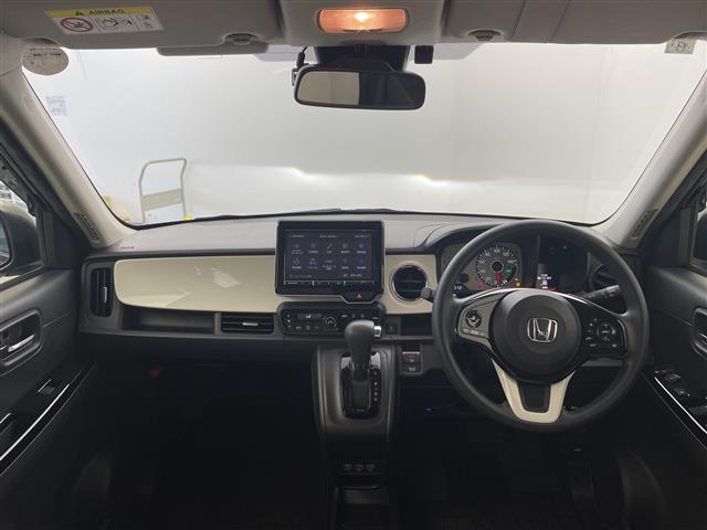 Ｎ－ＯＮＥ オリジナル　社外７インチナビ　バックカメラ　アダプティブクルーズコントロール　ＬＥＤライト　ＡＨＢ　ハーフレザーシート　ステアリングリモコン　コーナーセンサー　オートブレーキホールド　ＥＴＣ　ドラレコ　禁煙車（2枚目）