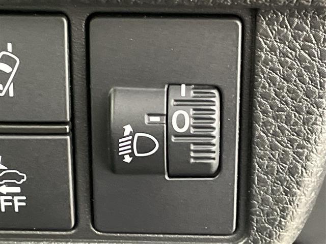 Ｎ－ＯＮＥ オリジナル　社外７インチナビ　バックカメラ　アダプティブクルーズコントロール　ＬＥＤライト　ＡＨＢ　ハーフレザーシート　ステアリングリモコン　コーナーセンサー　オートブレーキホールド　ＥＴＣ　ドラレコ　禁煙車（26枚目）