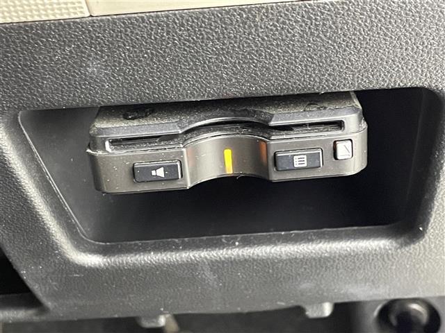 ムーヴキャンバス Ｇメイクアップ　ＳＡＩＩＩ　禁煙車　純正８インチナビ　全方位カメラ　衝突軽減システム　両側パワースライドドア　オートマチックハイビーム　ステアリングスイッチ　ＨＤＭＩ　オートエアコン　オートライト　ＬＥＤライト　スマートキー（11枚目）