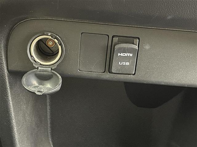 ムーヴキャンバス Ｇメイクアップ　ＳＡＩＩＩ　禁煙車　純正８インチナビ　全方位カメラ　衝突軽減システム　両側パワースライドドア　オートマチックハイビーム　ステアリングスイッチ　ＨＤＭＩ　オートエアコン　オートライト　ＬＥＤライト　スマートキー（16枚目）