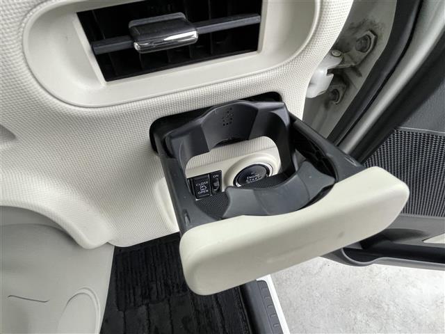 ムーヴキャンバス Ｇメイクアップ　ＳＡＩＩＩ　禁煙車　純正８インチナビ　全方位カメラ　衝突軽減システム　両側パワースライドドア　オートマチックハイビーム　ステアリングスイッチ　ＨＤＭＩ　オートエアコン　オートライト　ＬＥＤライト　スマートキー（23枚目）