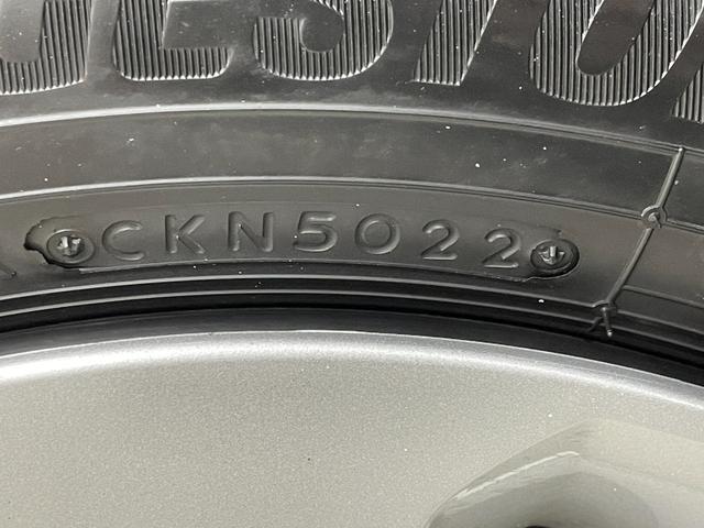 ヘッドライト専用ガラスコーティング『ヘッドライトコート』はガラス被膜で黄ばみなどの表面劣化の予防や発止効果で汚れの付着を抑制する効果が期待できます。