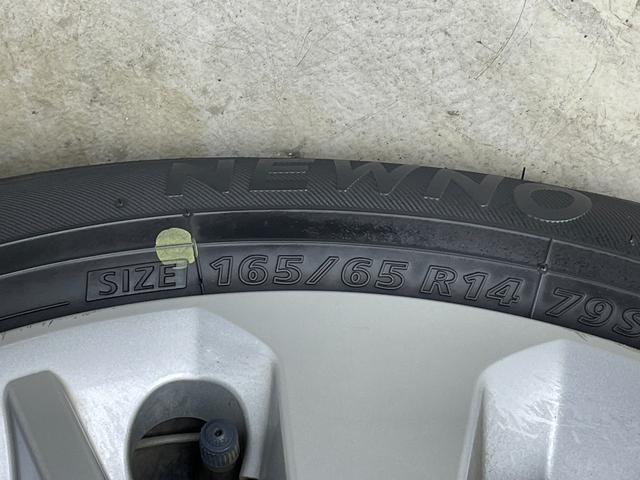 内装未塗装樹脂の劣化をガラスコーティングで防止する『インナーガラスコート』は内装パーツの劣化を防止してくれます。高年式のクルマへの施工をお勧めしたい商品になります。