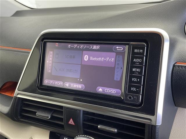 シエンタ Ｇ　純正７インチナビ　両側パワースライドドア　ヘッドライトレベライザー　前後ドライブレコーダー　ビルトインＥＴＣ２．０　シートヒーター　オートエアコン　ウォークスルー　プッシュスタート　スマートキー（4枚目）